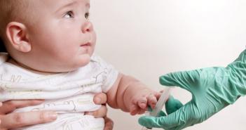 График прививок детям: план вакцинации новорожденных, малышей до года и старше